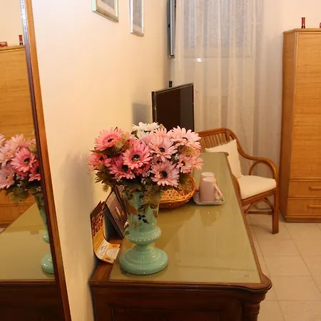 לינה וארוחת בוקר Paradiso San Vincenzo *