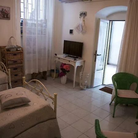 Paradiso San Vincenzo Alojamento de Acomodação e Pequeno-almoço *