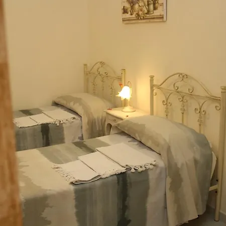 לינה וארוחת בוקר Paradiso San Vincenzo מולפטה